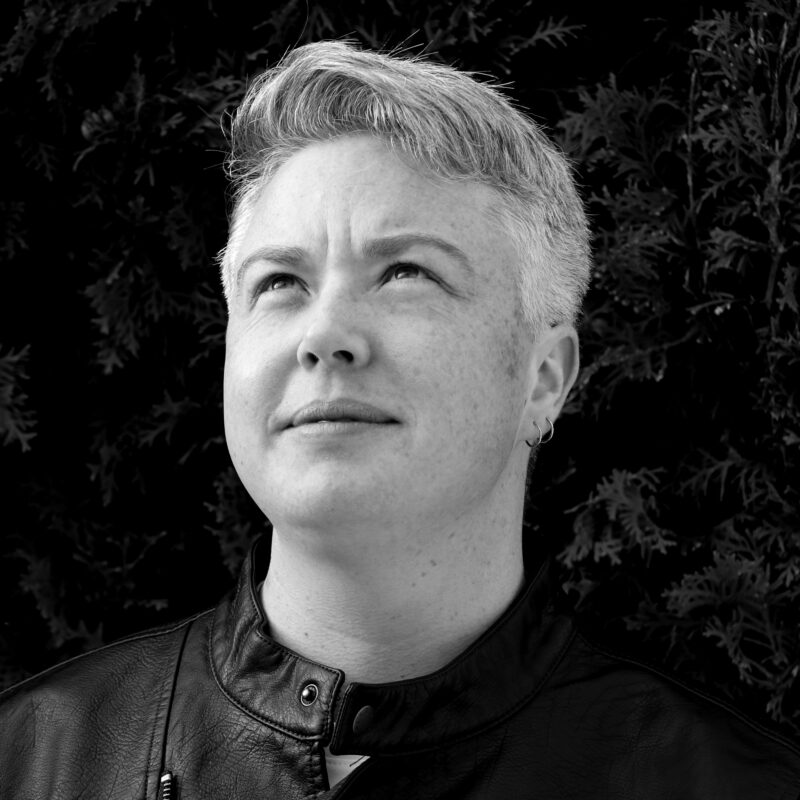 Loghan Paylor Author Photo 2