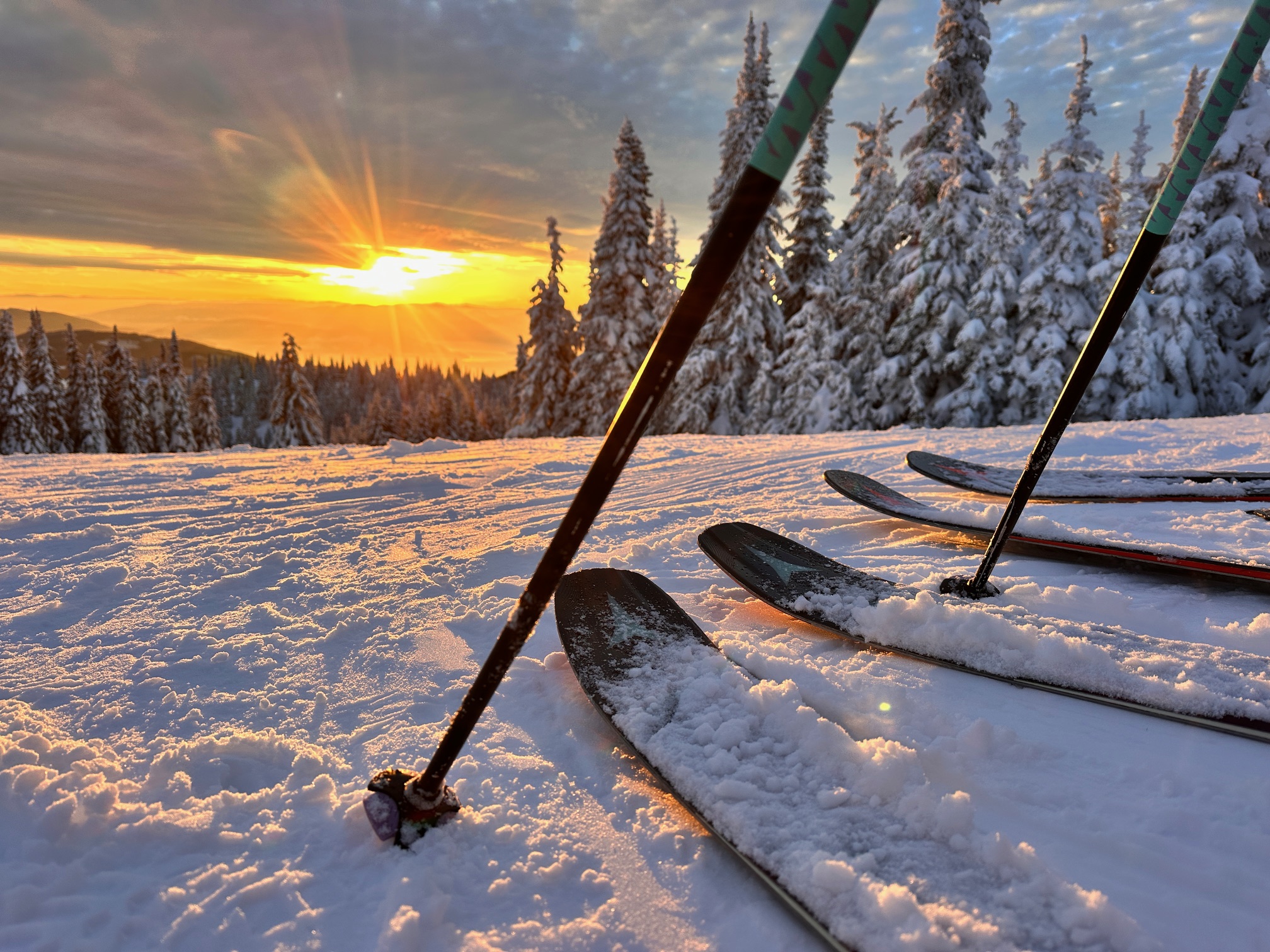 Sunset Ski Silverstar